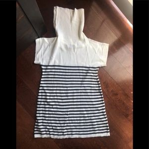 Stripped high neck short sleeve sweater